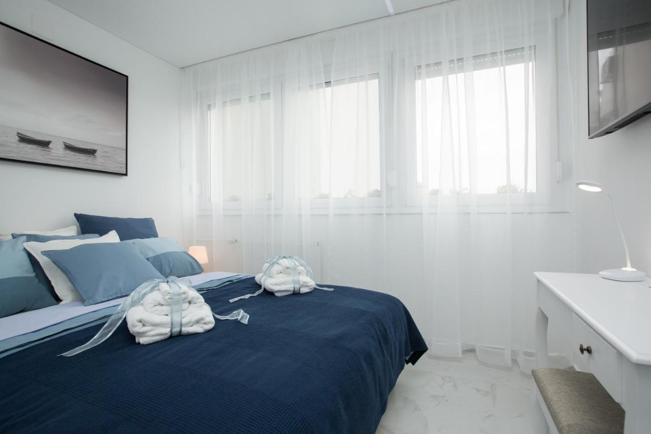 Modern & Luxury Apt Zagreb Airport W/ Free Wifi Lägenhet Velika Gorica Exteriör bild